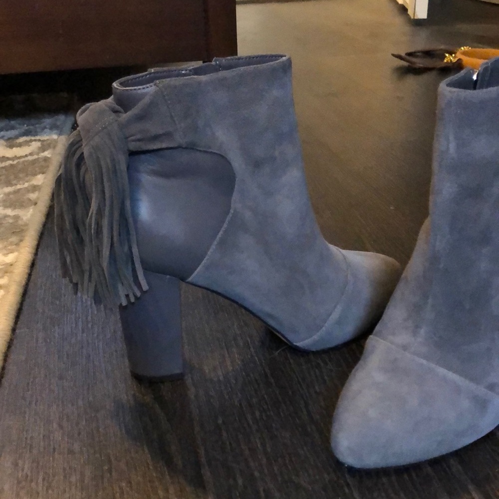 WHBM Women’s gray suede ankle boots